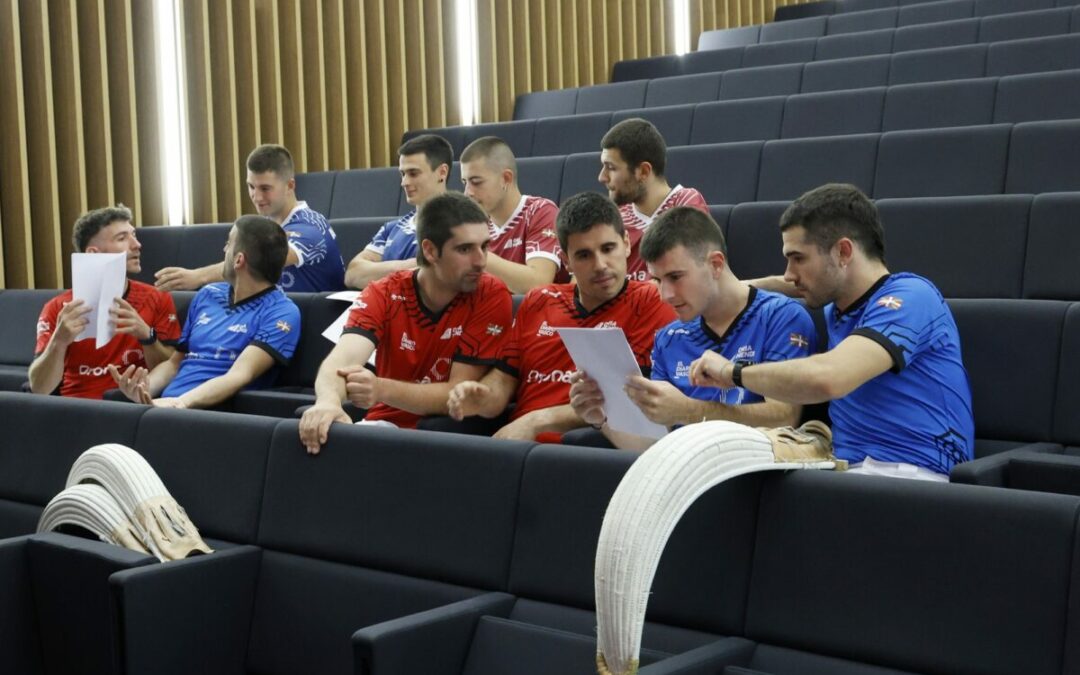 Ansa II-Zubiri eta Ezkurra II-Larrañaga dira Binakako Txapelketako lehen irabazleak